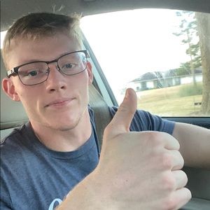 Meet your Posher, Leroy